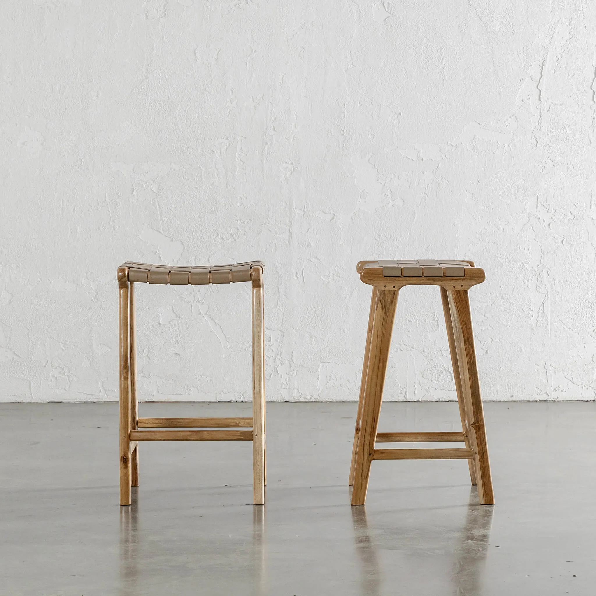 MALAND WOVEN LEATHER COUNTER STOOL  |  LIGHT TAUPE LEATHER HIDE