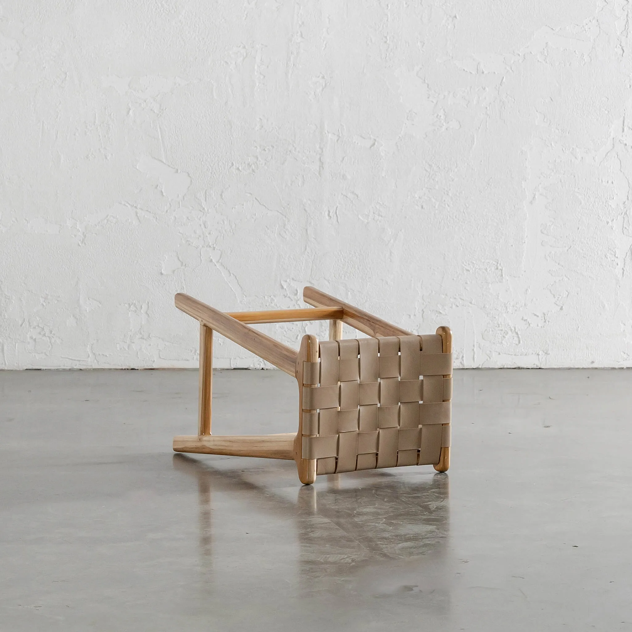 MALAND WOVEN LEATHER COUNTER STOOL  |  LIGHT TAUPE LEATHER HIDE