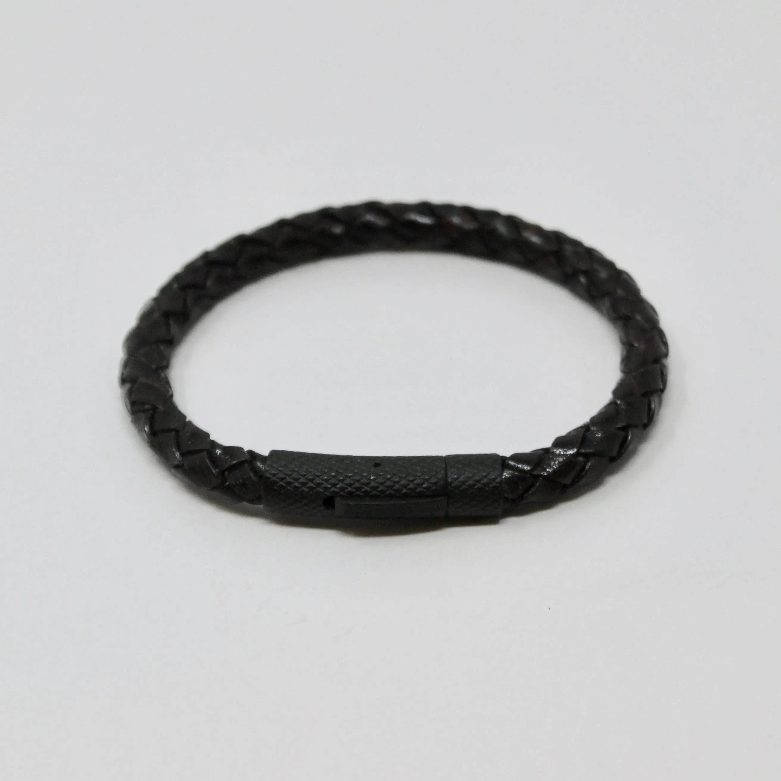 Stelck Leather Strap • Black Clasp