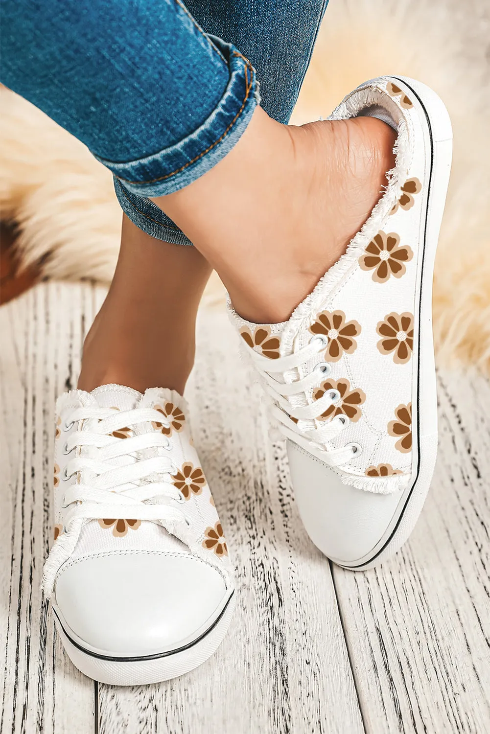 White Flower Print Raw Hem Slip On Canvas Shoes